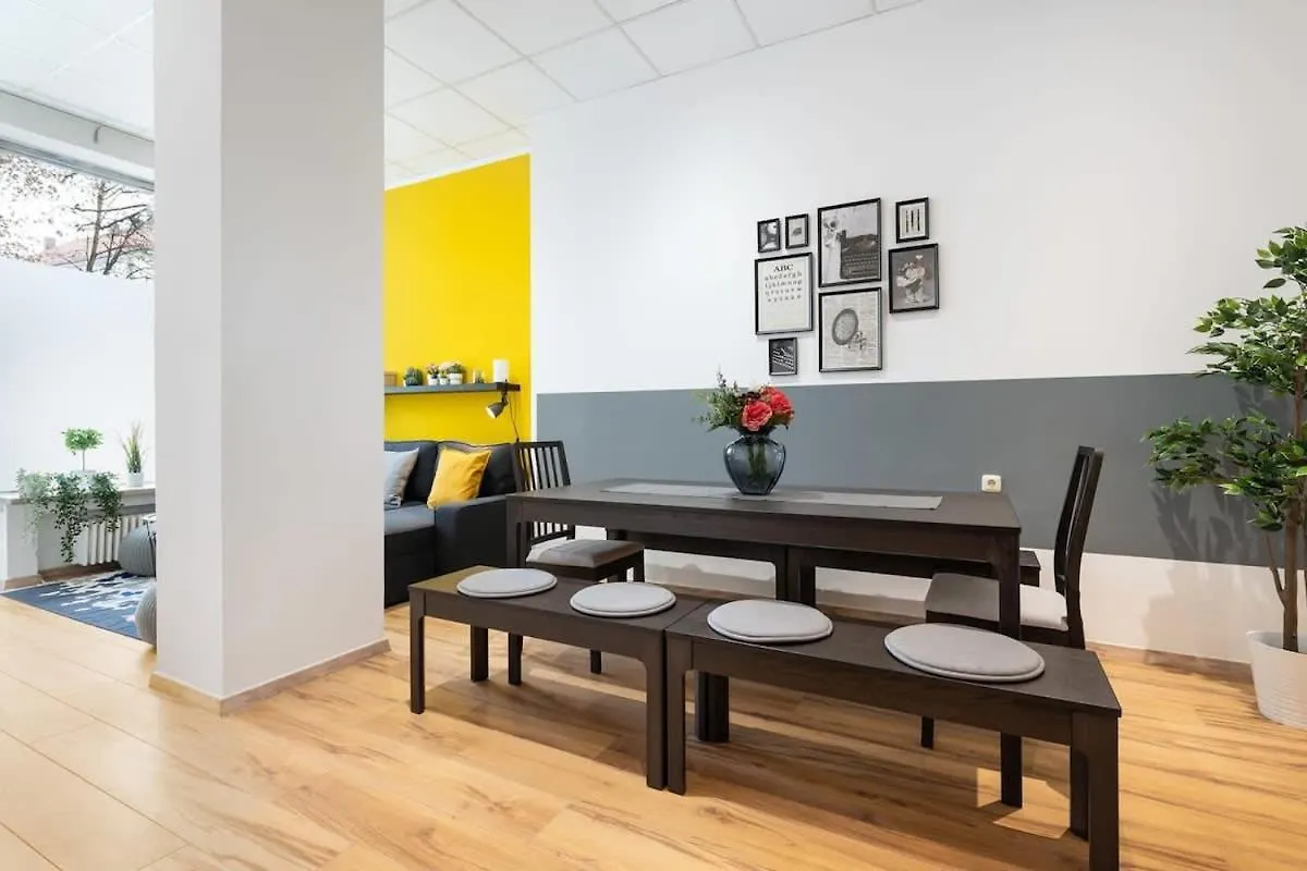 Big Central Apartment Near Rotkreuzplatz With 3 Bedroom For 12 Pax Munich 0*,